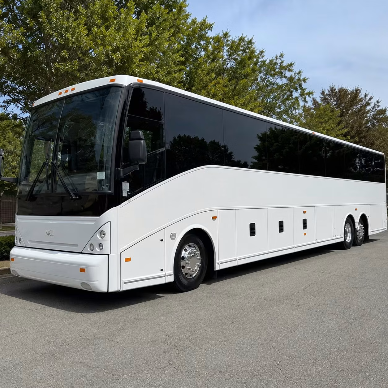 westland corporate groups deserve reliable airport shuttle service